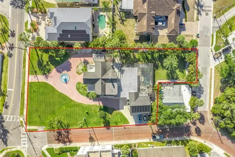 208 N Spring Boulevard Tarpon Springs FL 34689