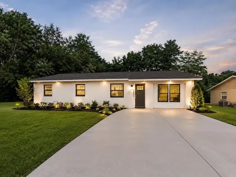 921 NW 60th Avenue Ocala FL 34482