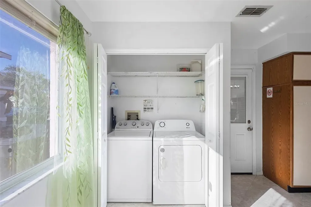 1530 Larks Nest Court Orlando FL 32824