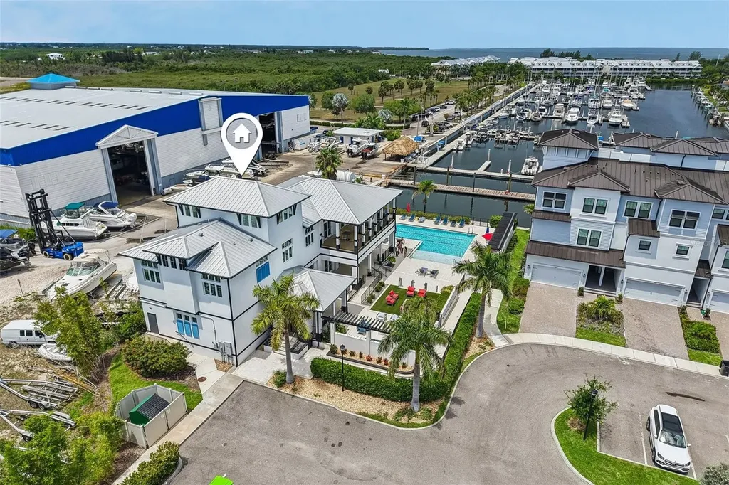 3110 Christophers Watch Lane Ruskin FL 33570