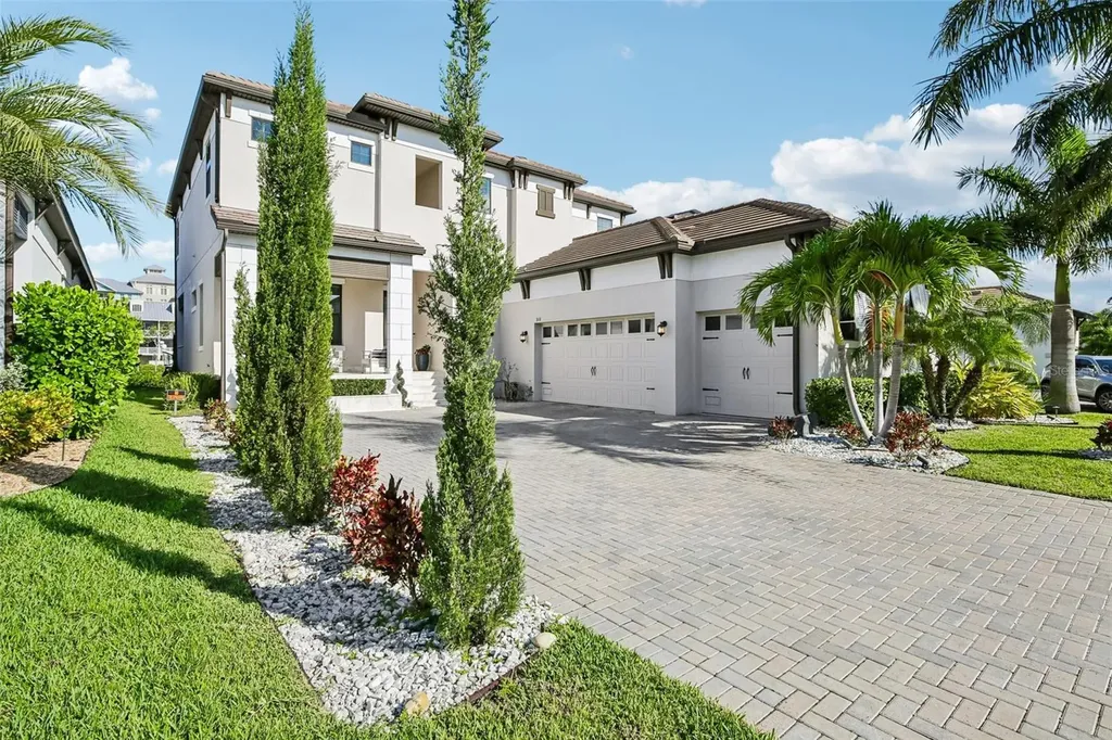 3110 Christophers Watch Lane Ruskin FL 33570