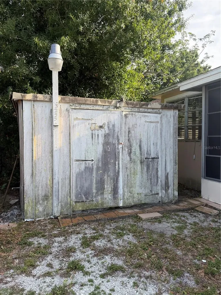 3255 18th Street N St Petersburg FL 33713