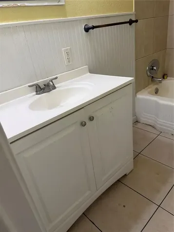 3255 18th Street N St Petersburg FL 33713