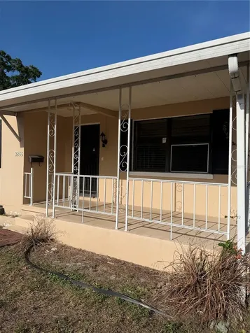 3255 18th Street N St Petersburg FL 33713