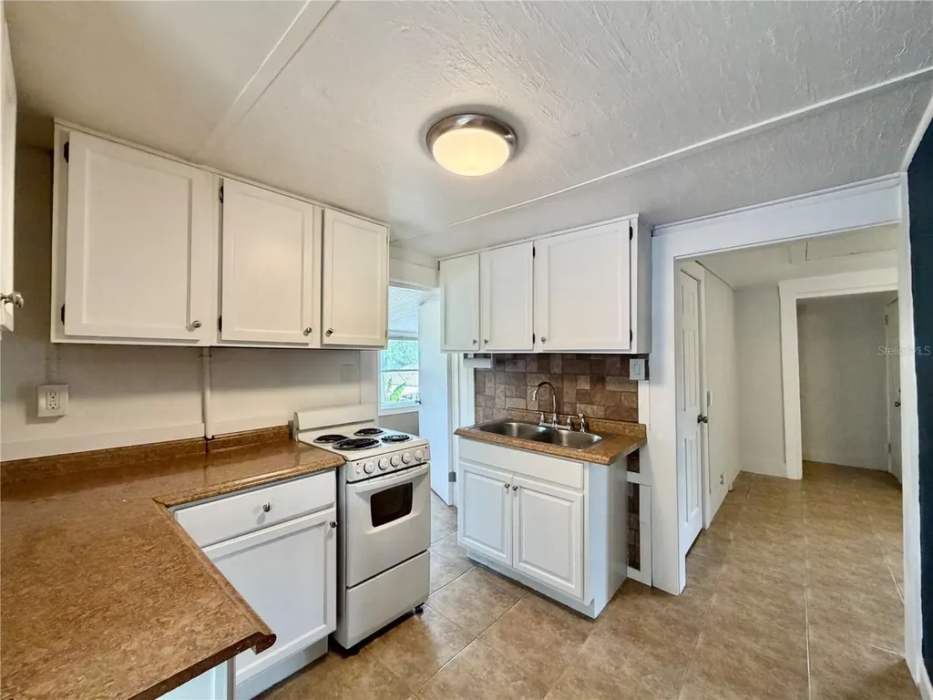 5050 2nd Avenue N St Petersburg FL 33710