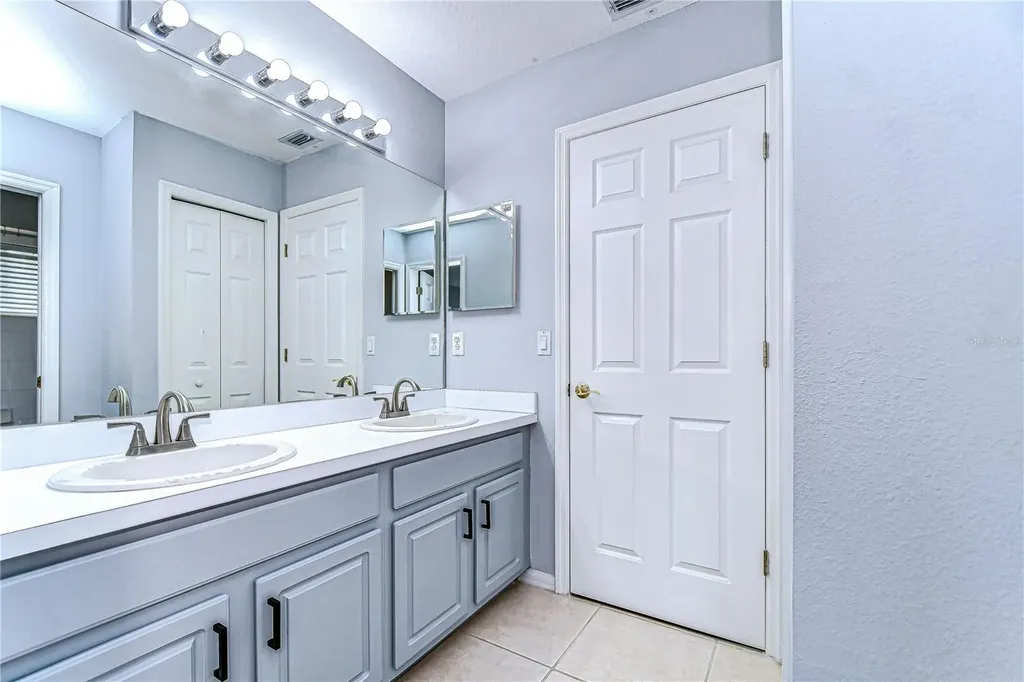 5103 Ashcrest Court Tampa FL 33647
