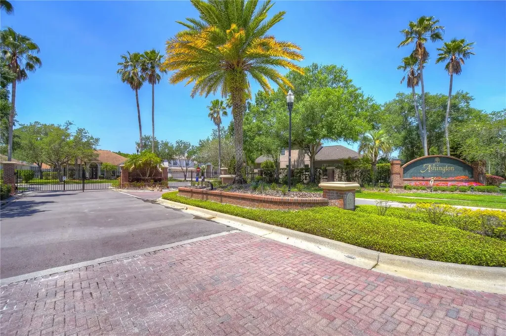 5103 Ashcrest Court Tampa FL 33647
