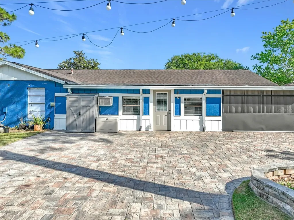 4823 Landover Circle Orlando FL 32821