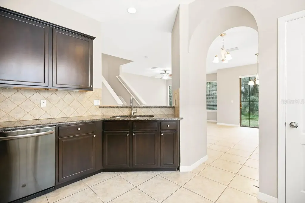 5712 Kingletsound Place Lithia FL 33547