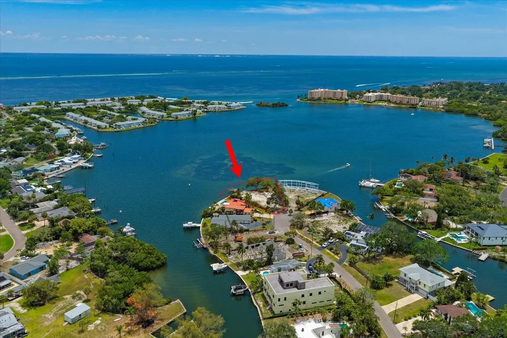 4838 Paradise Way S St Petersburg FL 33705