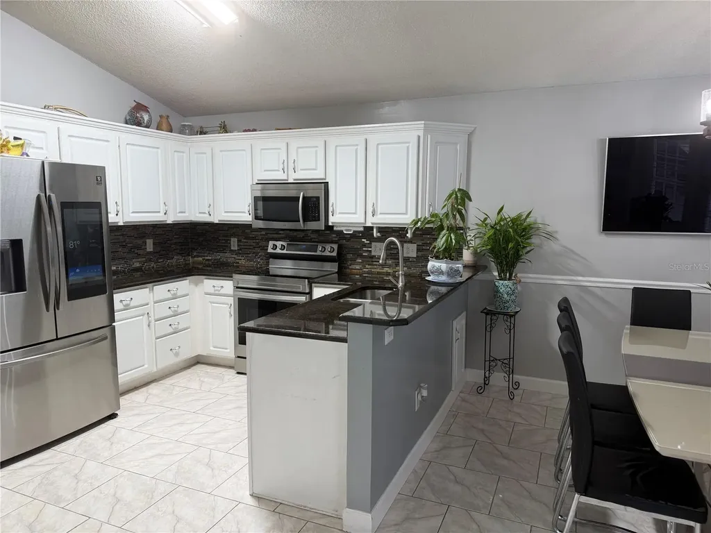 4443 Oakton Drive Orlando FL 32818