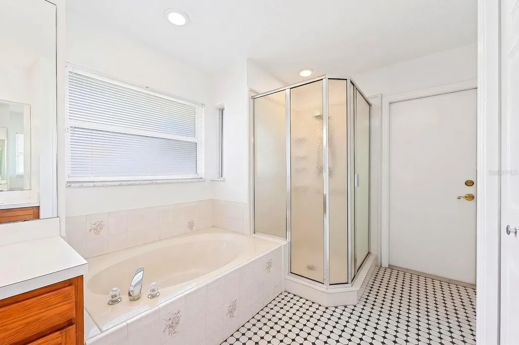 10126 Silver Bluff Drive Leesburg FL 34788