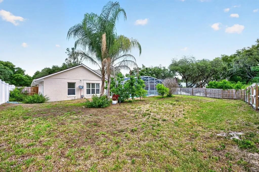 10126 Silver Bluff Drive Leesburg FL 34788