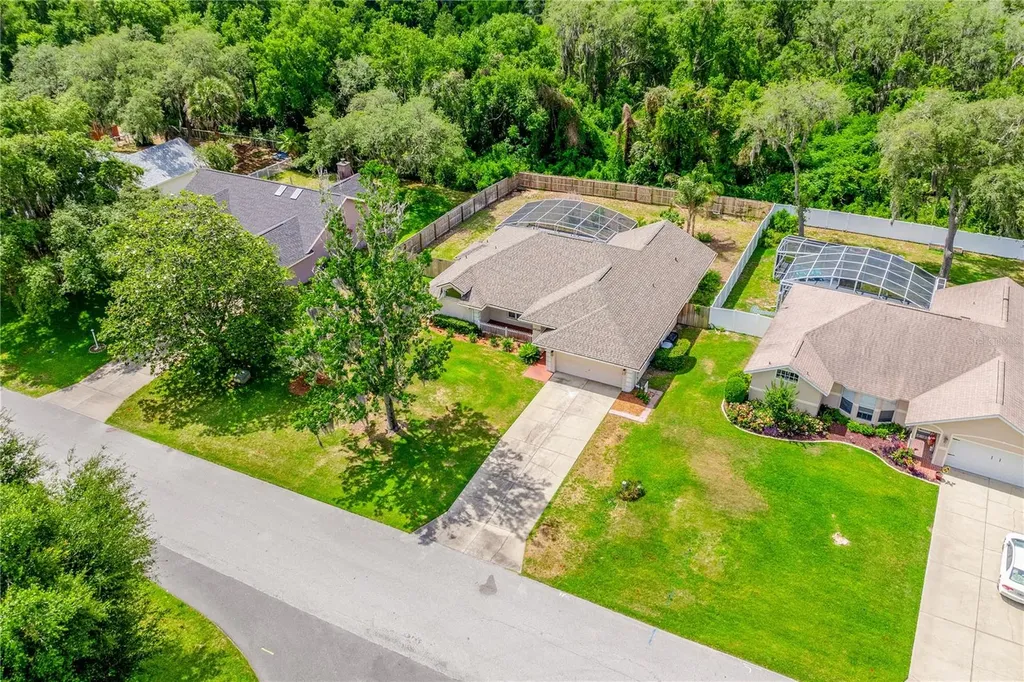10126 Silver Bluff Drive Leesburg FL 34788