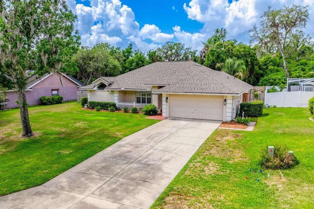 10126 Silver Bluff Drive Leesburg FL 34788