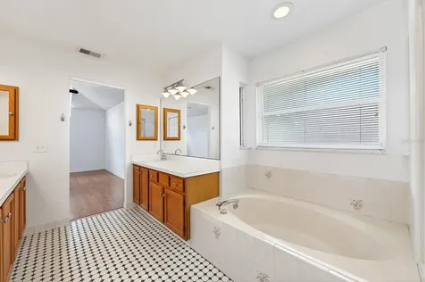 10126 Silver Bluff Drive Leesburg FL 34788