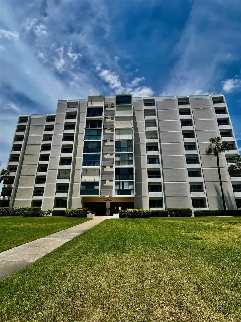 851 Bayway Boulevard Clearwater Beach FL 33767