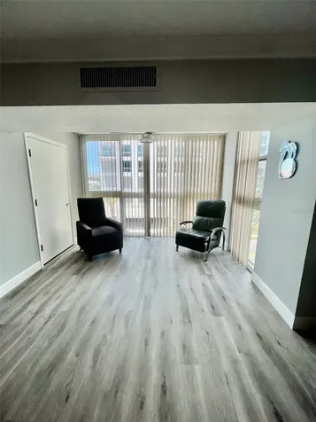 851 Bayway Boulevard Clearwater Beach FL 33767