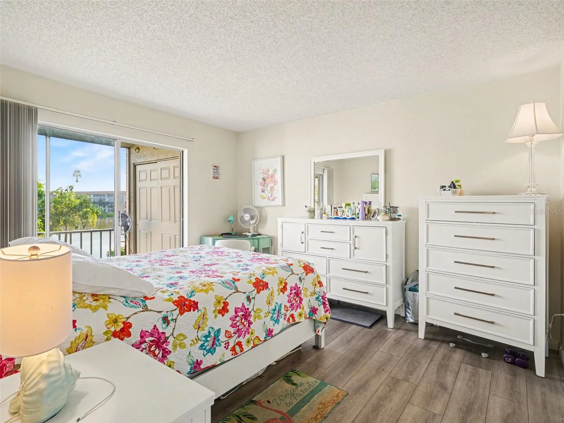 3915 Lake Bayshore Drive Bradenton FL 34205