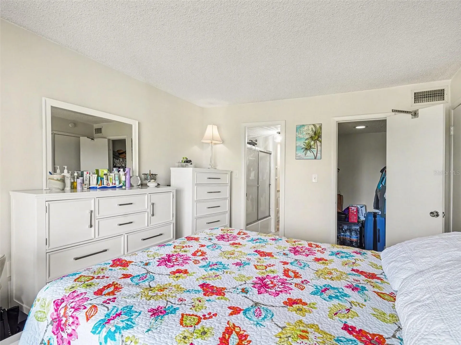 3915 Lake Bayshore Drive Bradenton FL 34205