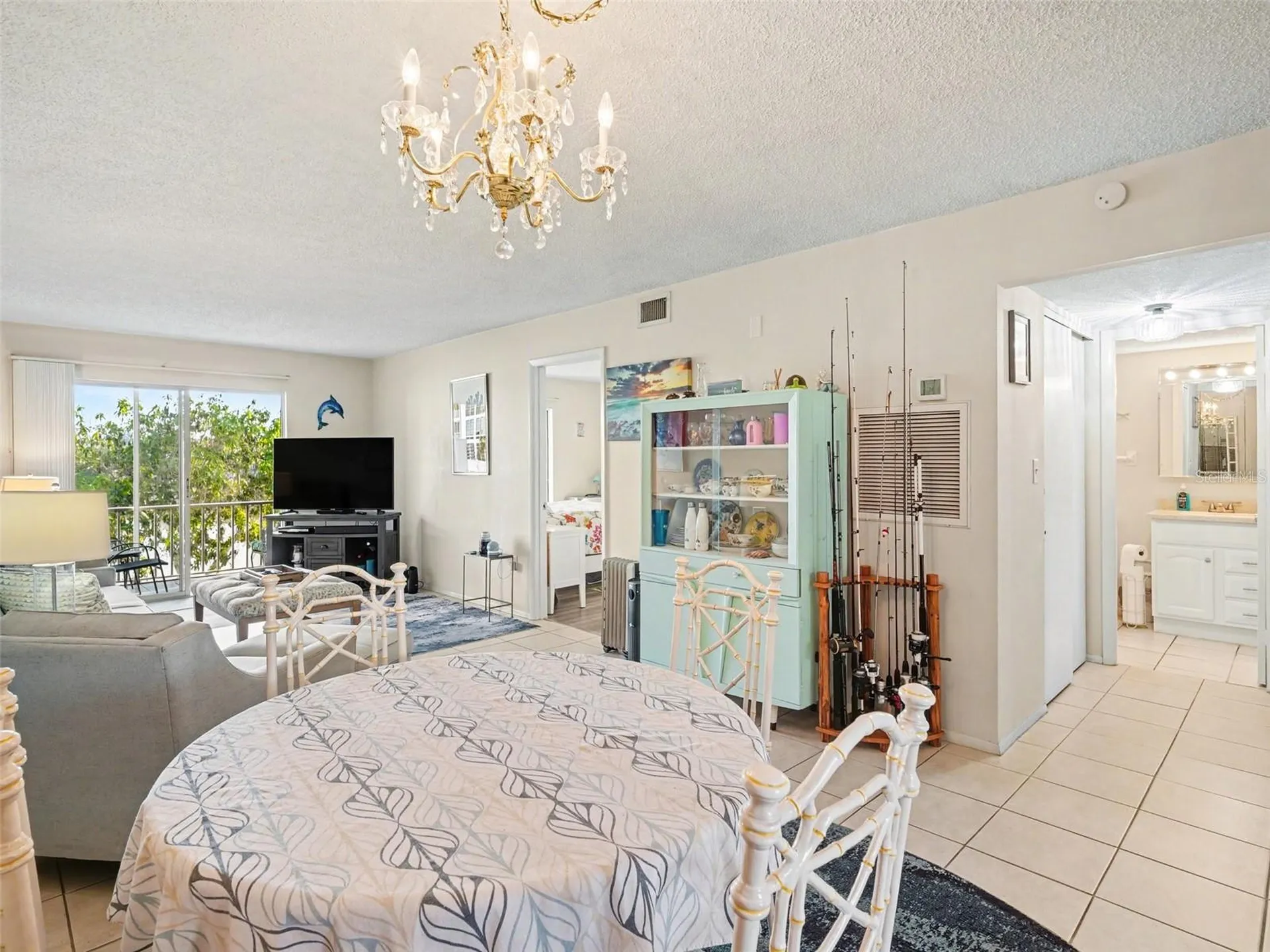 3915 Lake Bayshore Drive Bradenton FL 34205