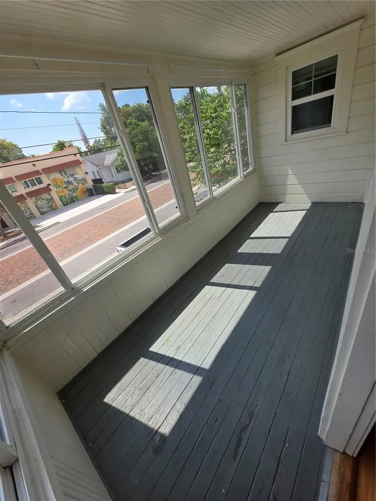 807 N Thornton Avenue Orlando FL 32803