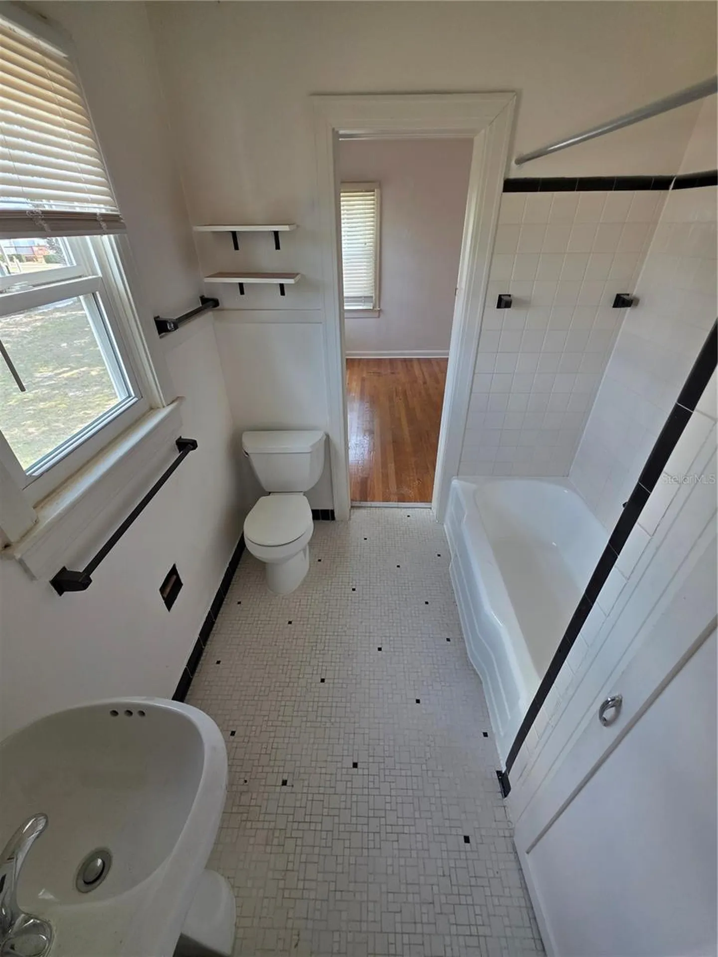 807 N Thornton Avenue Orlando FL 32803