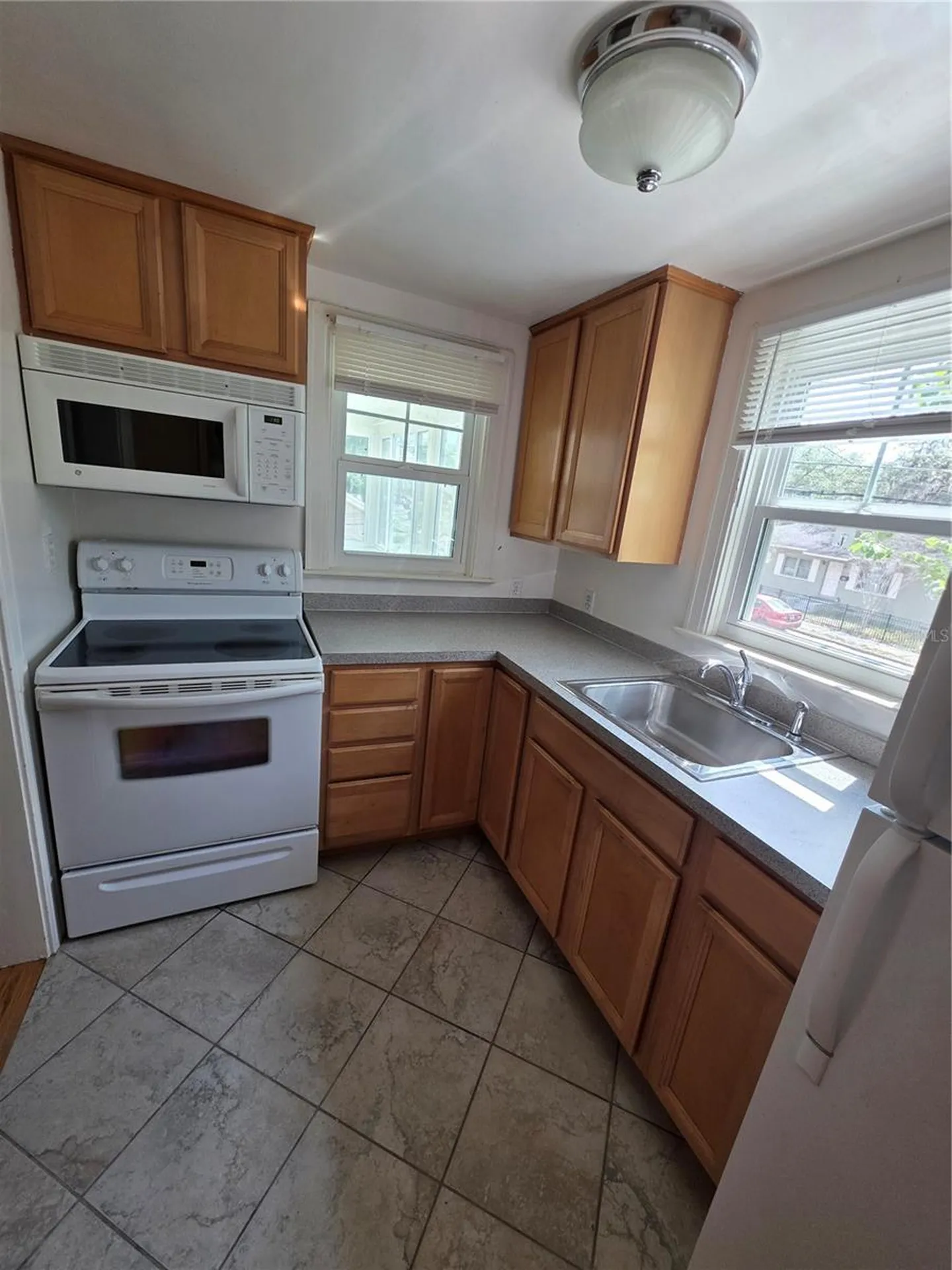 807 N Thornton Avenue Orlando FL 32803