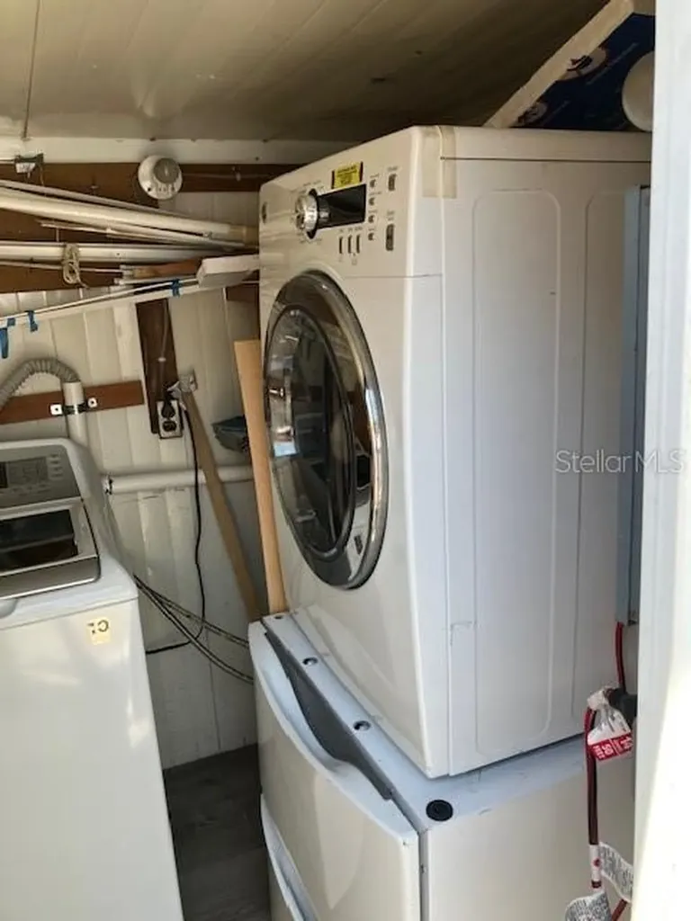 800 Chesapeake Drive Tarpon Springs FL 34689
