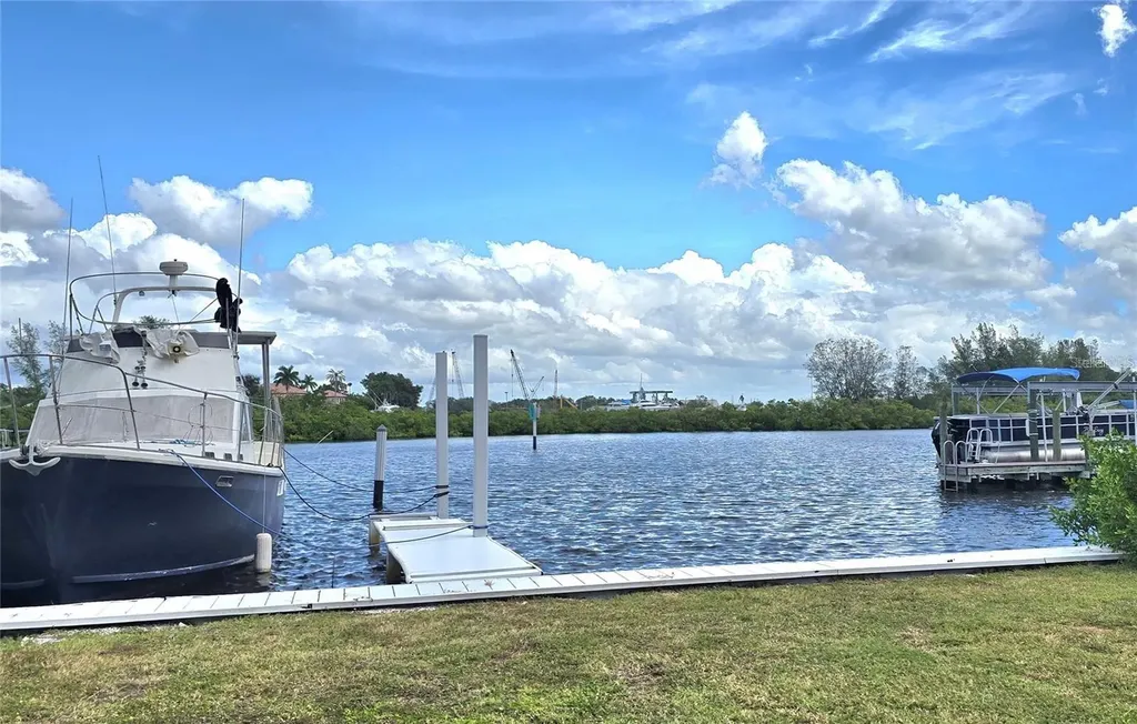 800 Chesapeake Drive Tarpon Springs FL 34689