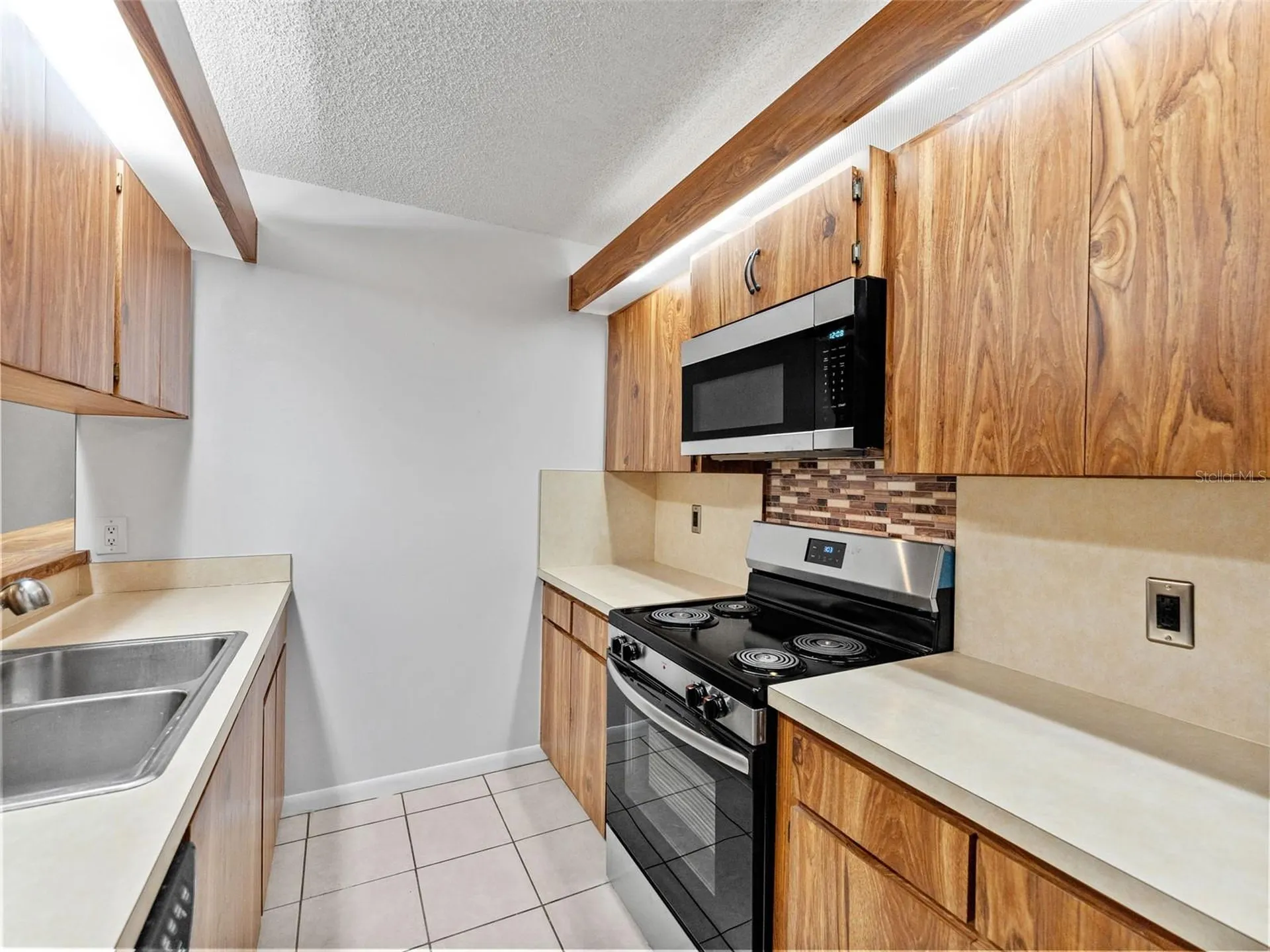 2702 4th Court Palm Harbor FL 34684