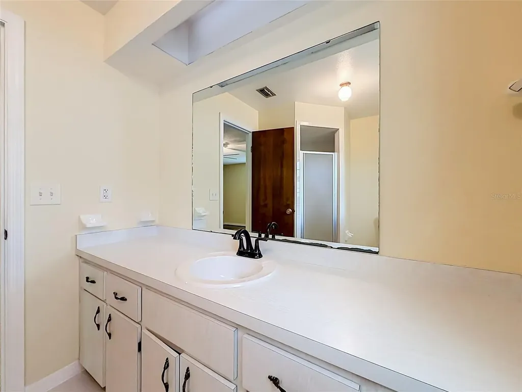 13530 Berkshire Court Grand Island FL 32735