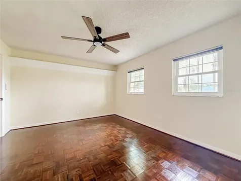 13530 Berkshire Court Grand Island FL 32735