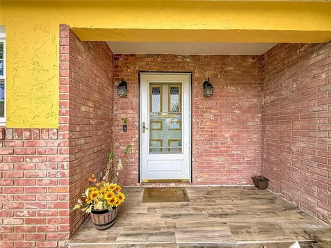 13530 Berkshire Court Grand Island FL 32735