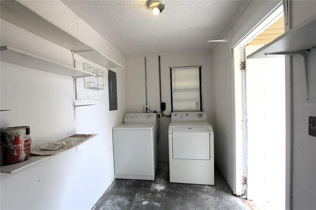 5647 20th Street Zephyrhills FL 33542