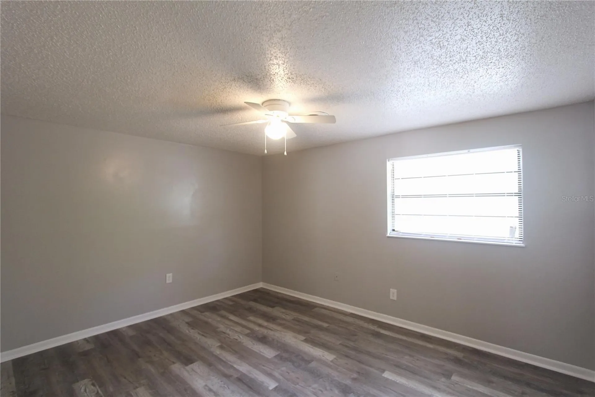 5647 20th Street Zephyrhills FL 33542