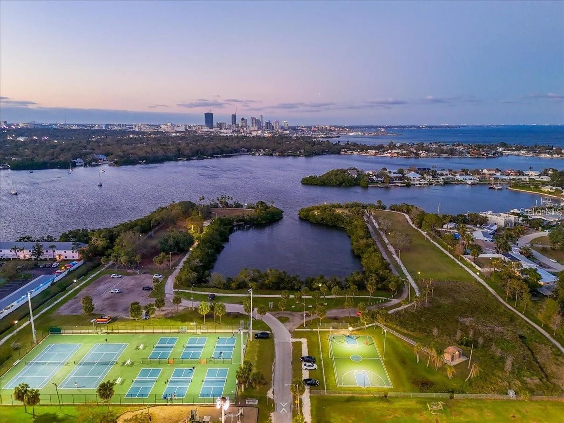 4185 Barracuda Drive SE St Petersburg FL 33705