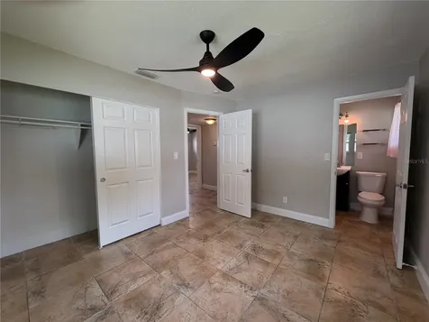 4185 Barracuda Drive SE St Petersburg FL 33705