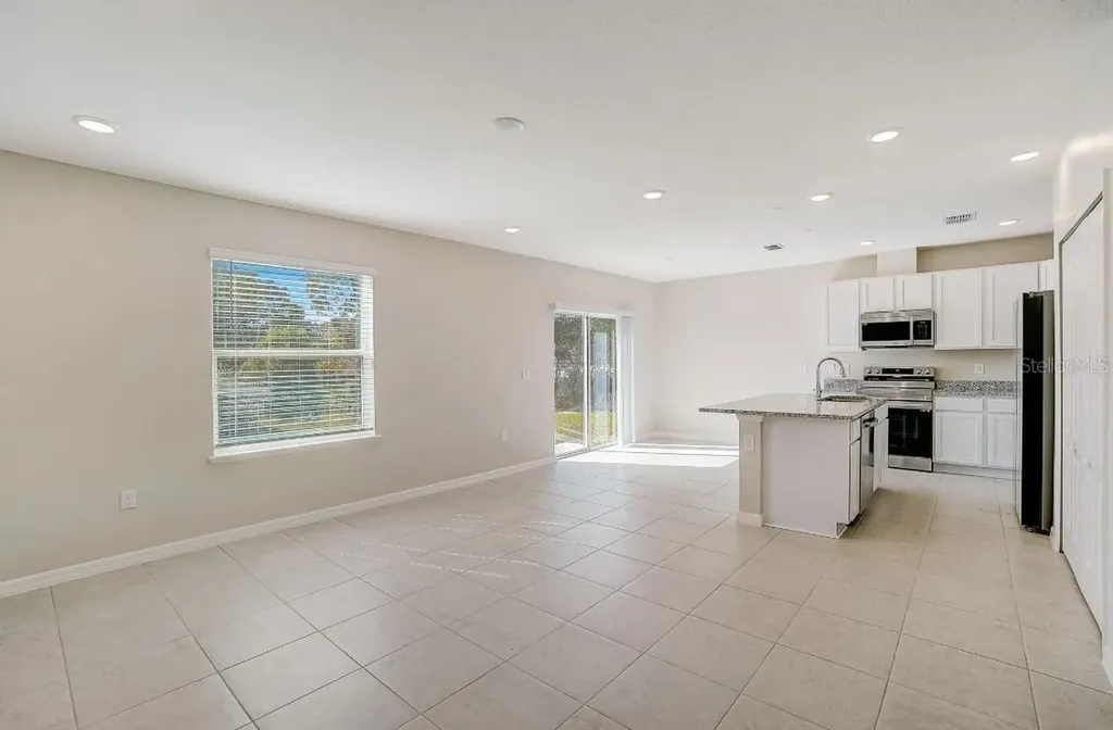 589 Broadoak Drive Dundee FL 33838