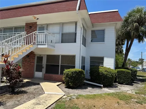 3480 32nd Avenue N St Petersburg FL 33713