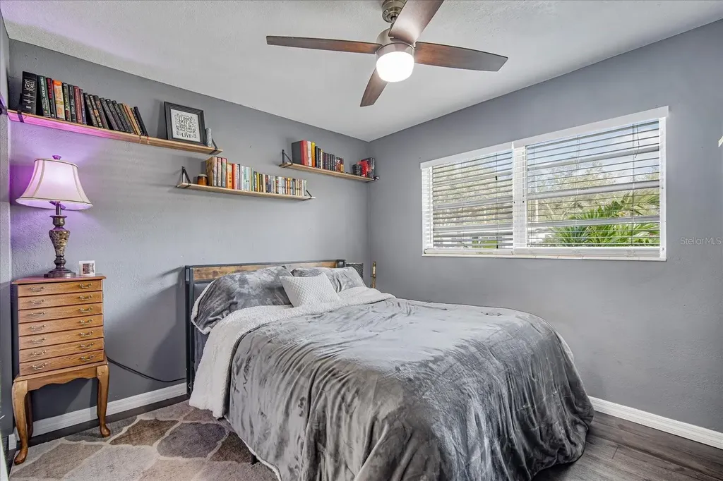 9064 93rd Street Seminole FL 33777