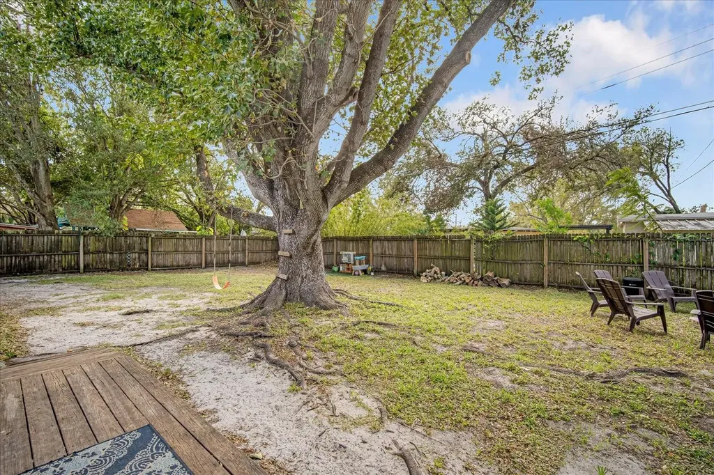 9064 93rd Street Seminole FL 33777