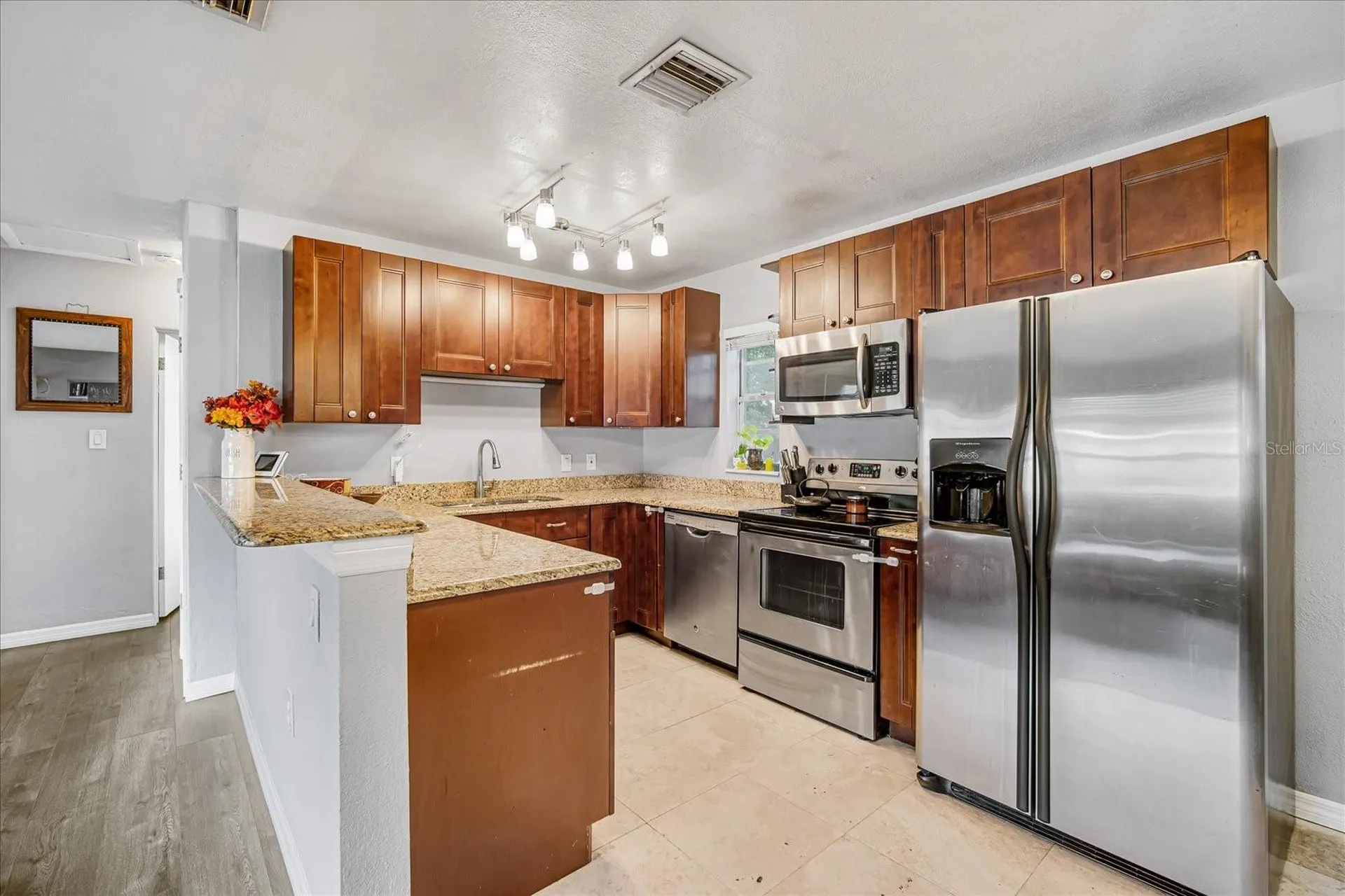 9064 93rd Street Seminole FL 33777
