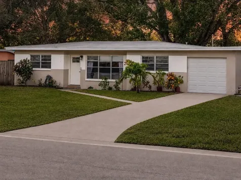 9064 93rd Street Seminole FL 33777