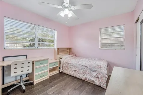 9064 93rd Street Seminole FL 33777