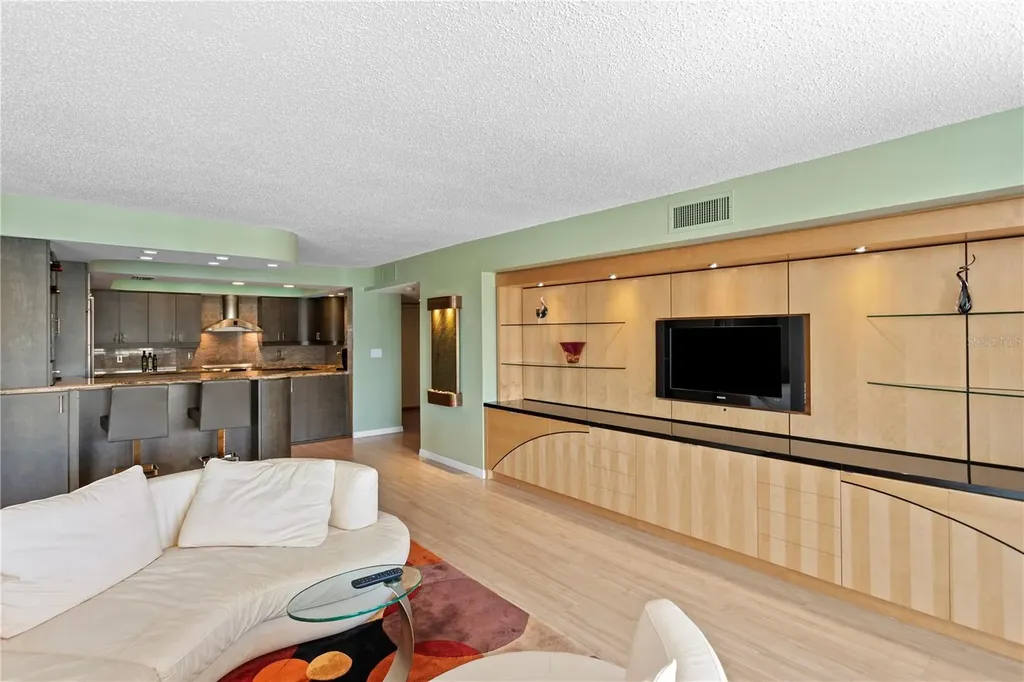 1460 Gulf Boulevard Clearwater Beach FL 33767