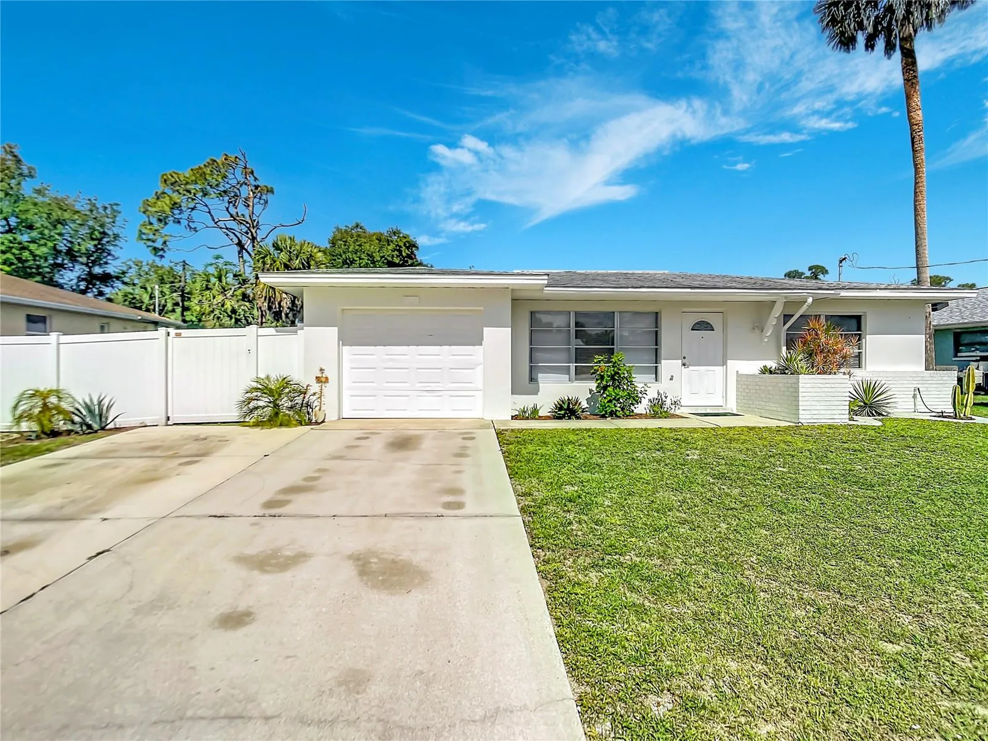 2009 Barksdale Street Port Charlotte FL 33948