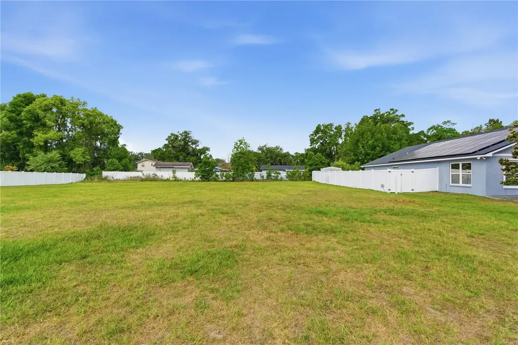 307 Lisa Ann Court Plant City FL 33563