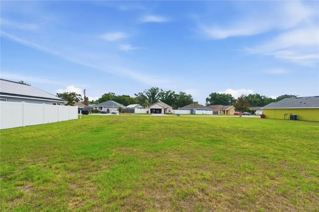 307 Lisa Ann Court Plant City FL 33563