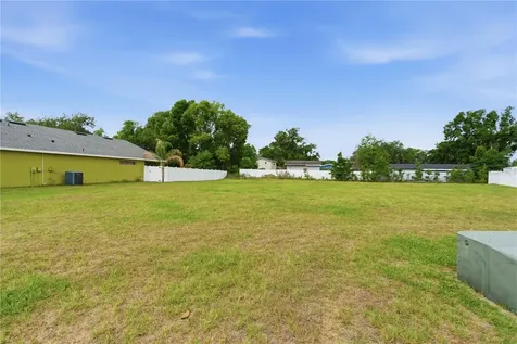 307 Lisa Ann Court Plant City FL 33563